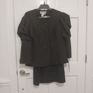 Elegant Black Women's Suit